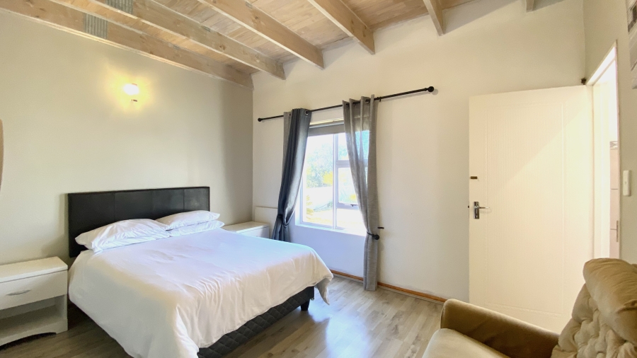 3 Bedroom Property for Sale in Golden Mile Western Cape
